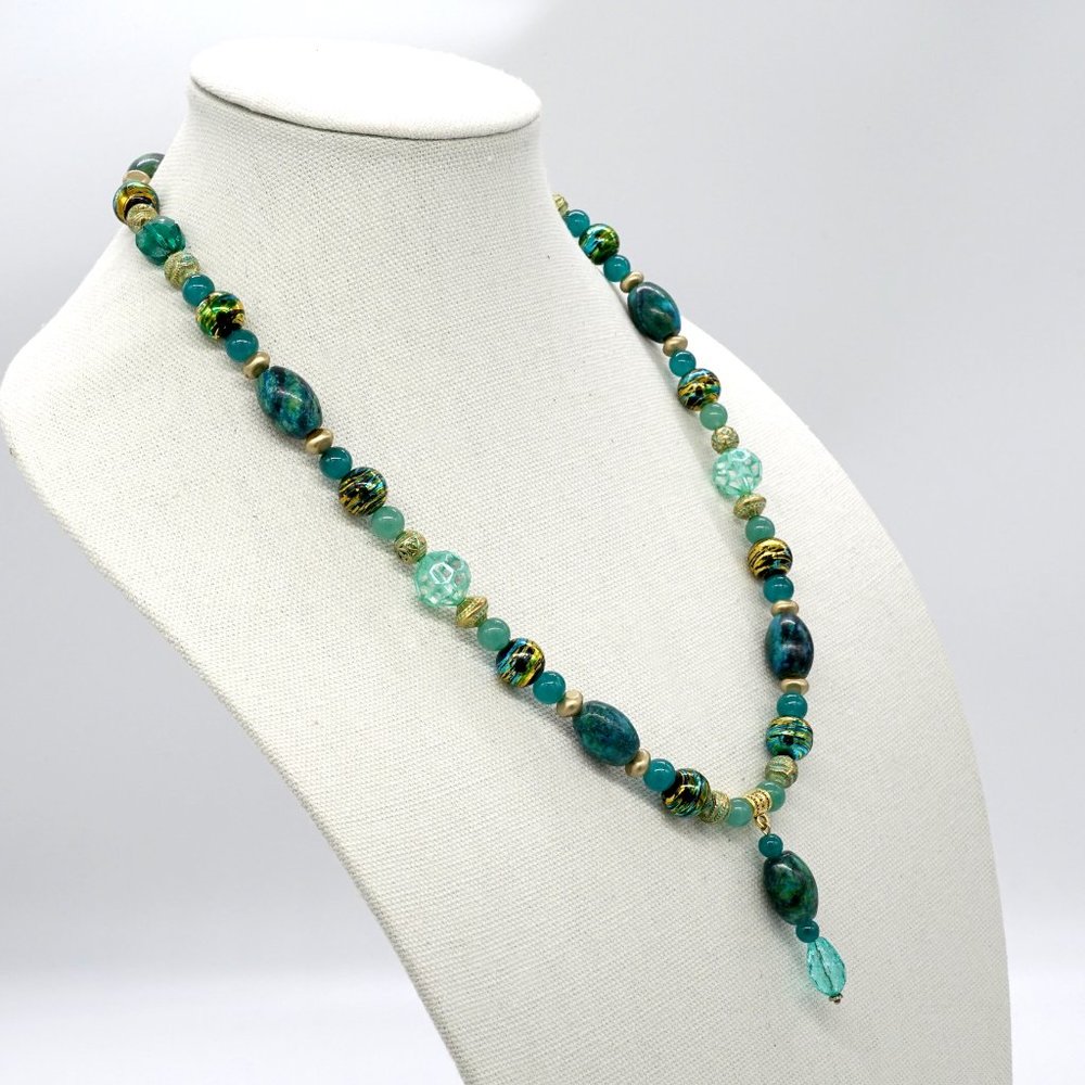 Aladdin color theme necklace. Green, Blue. - Picture 2 of 4